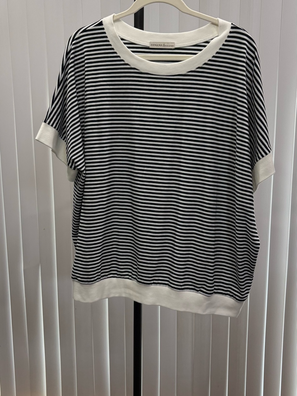 Zenana Outfitters Black and White Striped Crewneck Short Sleeve Top